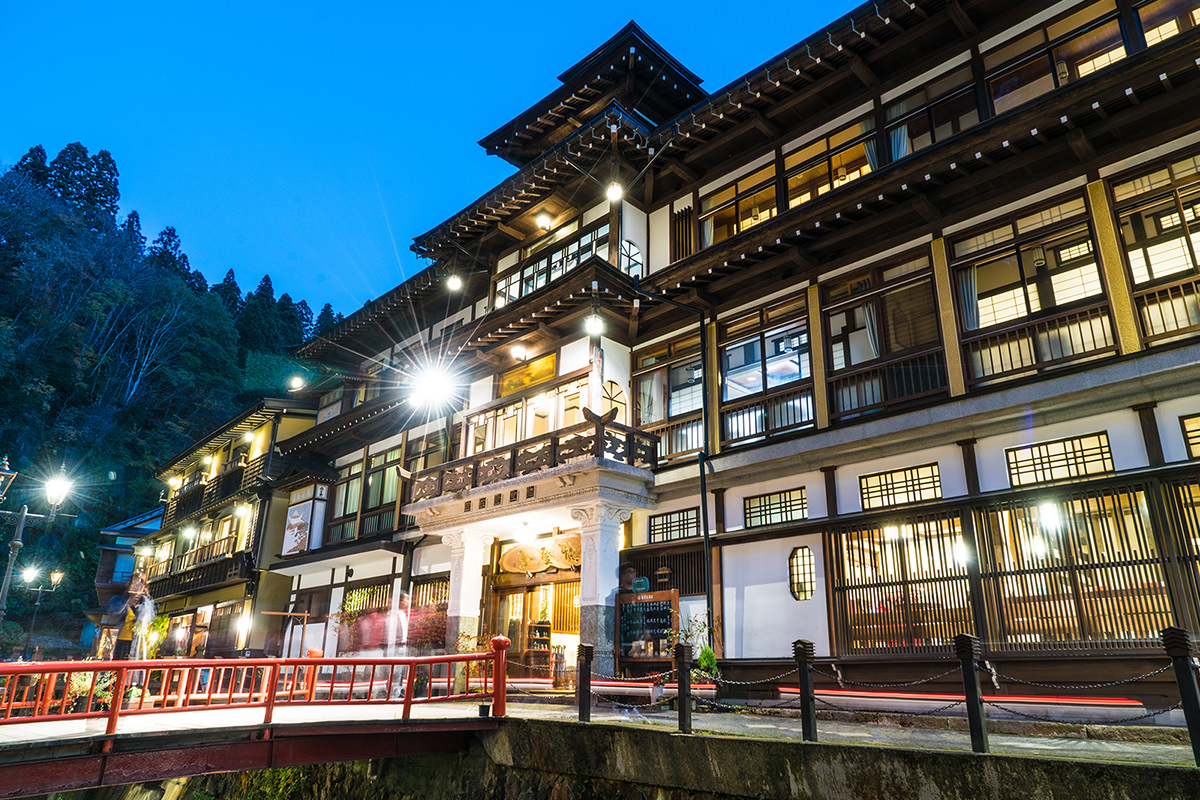 秋之味 ー 红叶与温泉交织的治愈之旅 - 秋天 | 日本东北好玩到不行