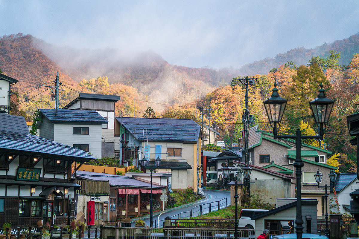 秋之味 ー 红叶与温泉交织的治愈之旅 - 秋天 | 日本东北好玩到不行