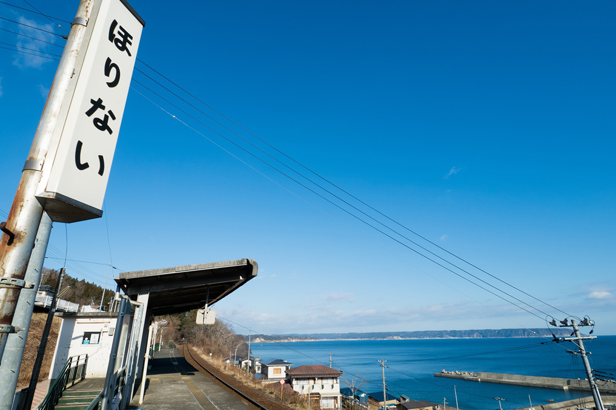 出发吧！乘坐三陆铁道暖炉列车 - 冬天 | 日本东北好玩到不行